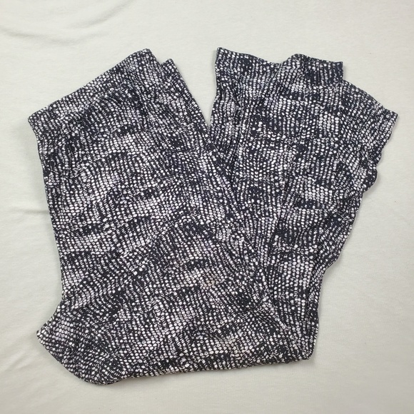 Avenue Pants - VIP Knits Avenue Black White Pull Up Pants 22/24